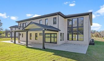 555 Versailles Dr, Auburn, GA 30011