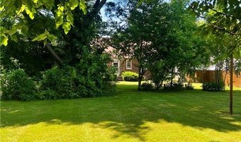 321 S Lake St, Amherst, OH 44001