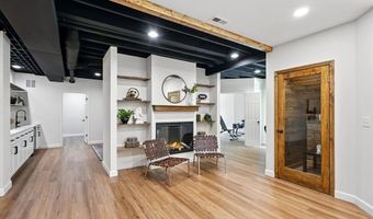 730 Mark Wesley Ln, Ballwin, MO 63021