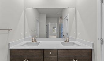 2047 ARMSTRONG Ter, Jeffersonton, VA 22724