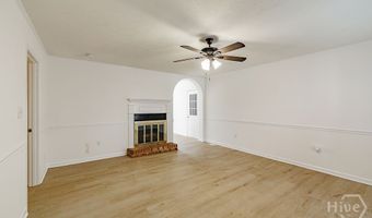 135 Longbranch Ct, Athens, GA 30605