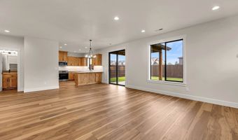 916 SE 35TH St, Battle Ground, WA 98604