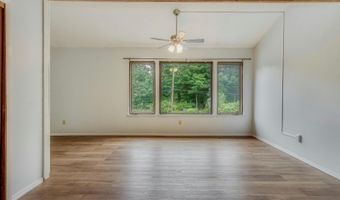 222 Cherokee Rd, Andover, NJ 07848