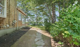 3 Tidewater Cv, Falmouth, ME 04105