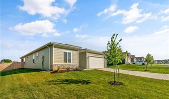 1592 Grayhawk Dr, Basehor, KS 66007