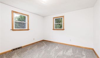 75 Hickory Dr, North Kingstown, RI 02852
