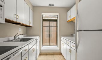 407 S SHARP St R 6, Baltimore, MD 21201
