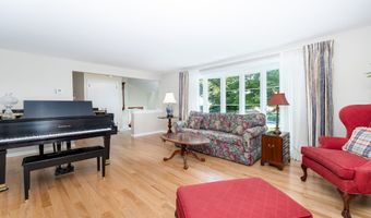 83 Peach Tree Ln, Bristol, CT 06010