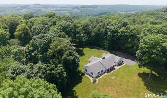 28 Wintergreen Hill Rd, Danbury, CT 06811