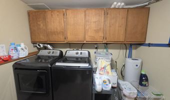 14 S Illinois St, Aberdeen, SD 57401