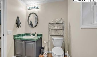 317 Dillard Dr, Jefferson, NC 28640