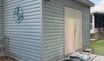 339 Waldorf Dr, Auburndale, FL 33823