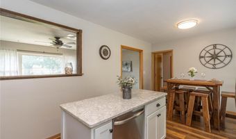 805 31st Ave, Middle Amana, IA 52203