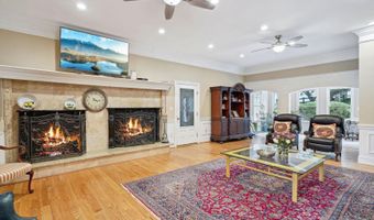 10813 LOCKLAND Rd, Potomac, MD 20854