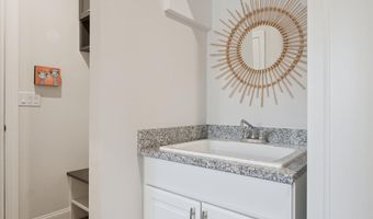 3250 Brackley Dr, Ann Arbor, MI 48105