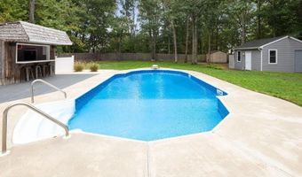 12 6th St, Barnegat, NJ 08005