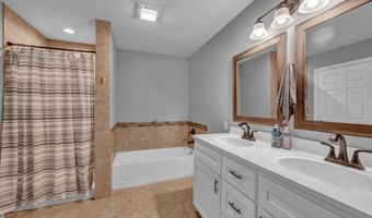 2450 Kuykendall Rd, Albertville, AL 35951