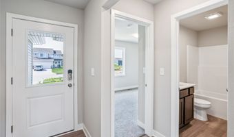 25091 Bluebird Cir, Adel, IA 50003