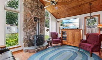 8 COATES Rd, Allentown, NJ 08501