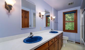 970 Cramton Ave NE, Ada, MI 49301
