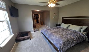 8460 Ferguson Cir, Avon, IN 46123