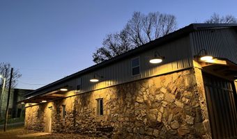 105 Couch St, Alton, MO 65606