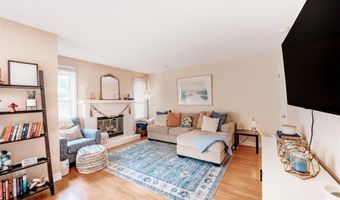 1429 Tahoe Valley Ct, Ballwin, MO 63021