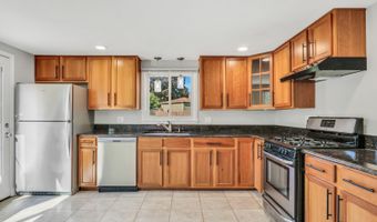 1430 W Jo Ann Ln, Addison, IL 60101