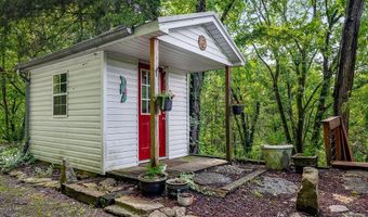 192 Askin Ln, Baxter, TN 38544