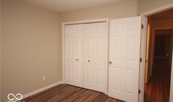 556 Hollowood Ln, Avon, IN 46123