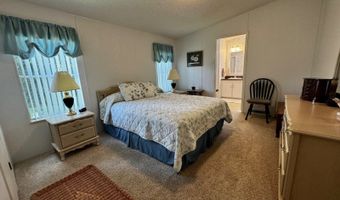 735 GLADIOLA Dr, Auburndale, FL 33823