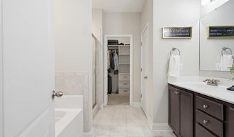 598 E L Ives Dr, Aberdeen, NC 28315