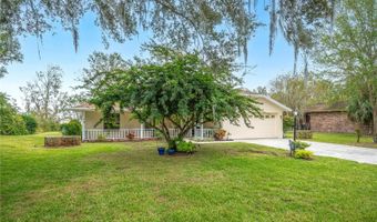 932 VAN Dr, Auburndale, FL 33823