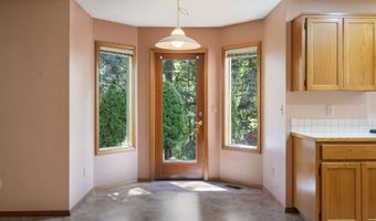 7805 SW GEARHART Dr, Beaverton, OR 97007