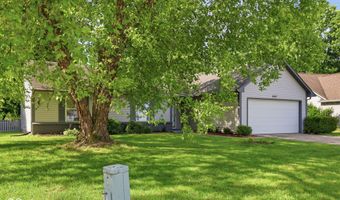 8449 Inland Dr, Avon, IN 46123