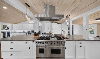17535 Bear Valley Ln, Escondido, CA 92027