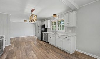 2012 Lakeridge Dr, Albany, GA 31707