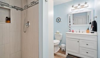 126 Narrows Rd, Bristol, RI 02809