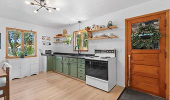 1317 DIVISION St, Algoma, WI 54201