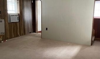 153 W KING St, Abbottstown, PA 17301