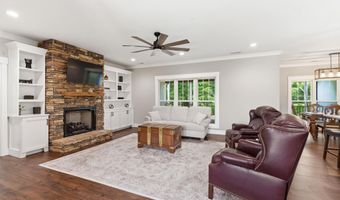 116 Bowery Ln, Albertville, AL 35950
