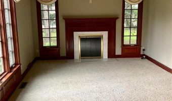 1506 4th St SE, Austin, MN 55912