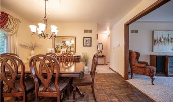 6685 Elwood St, Austintown, OH 44515