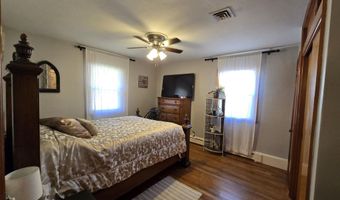 936 W Vine St, Albany, IN 47320