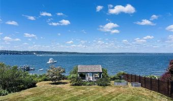 213 Seaside Dr, Jamestown, RI 02835