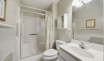 2463 Orient Dr, Adrian, MI 49221