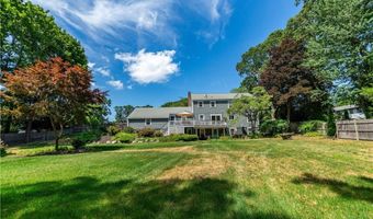 155 Oakdale Rd, North Kingstown, RI 02852