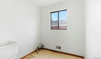 17108 Oconnor Ave, Allen Park, MI 48101