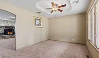 19360 Lawrence 2227, Aurora, MO 65605