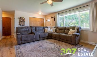 153 E 1st St N, Cowley, WY 82420